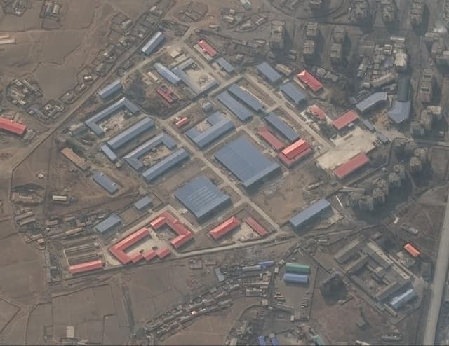 sinuiju_factory_2_R1C1